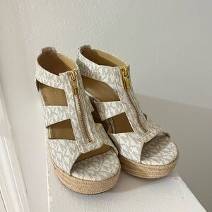 Michael Kors platform sandals. Brand new, never worn, size 6.